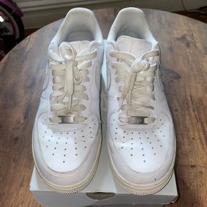 Used Air Force 1 size 9